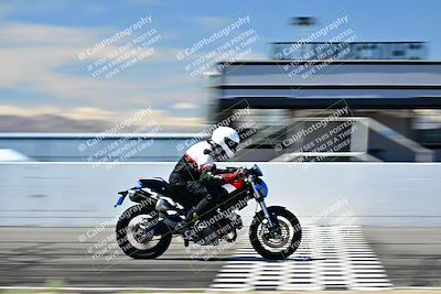 media/Mar-25-2024-Moto Forza (Mon) [[8d4319bd68]]/4-Novice Group/Session 4 Front Straight Speed Pans/